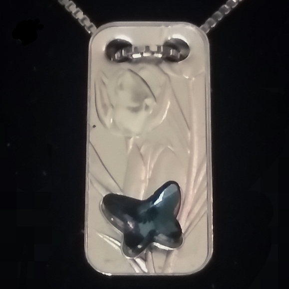 Ag-.999 Silver🦋 Pendant with a .925 Box Chain - Picture 3 of 6